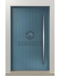 PIVOT V62 - Aluminium-Drehflügeltür mit vertikaler Fräsung