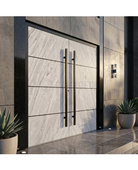 Doppelflügelige Eingangstür aus Aluminium mit weißer Steinstruktur